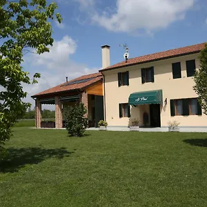 Azienda Agrituristica Ai Prai Bed & Breakfast