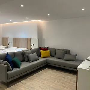 Eval Apartmanhotel Saranda